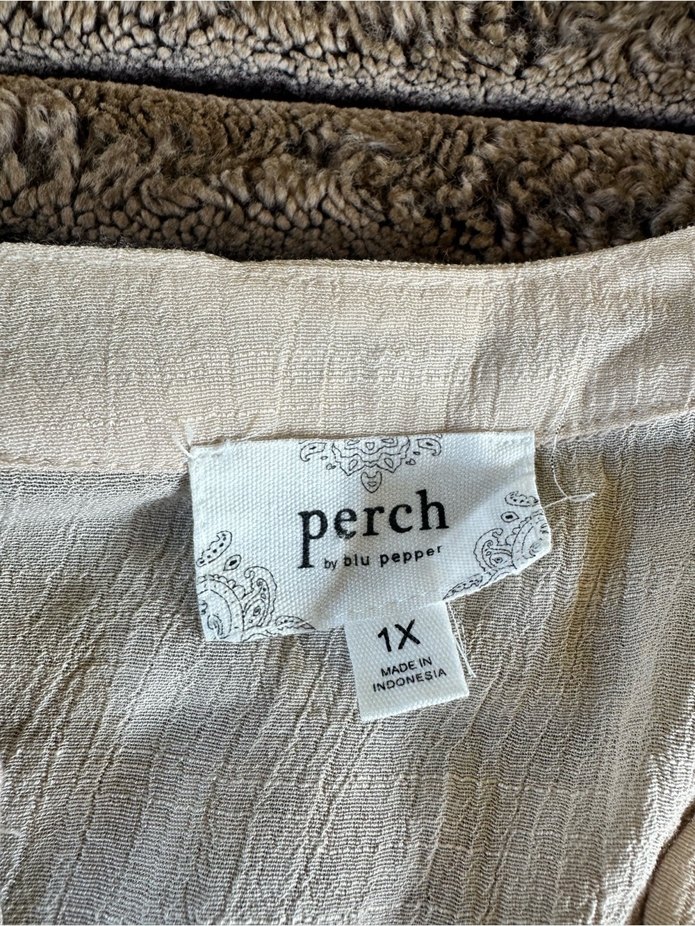 π5 for $45π perch top blouse shirt size 1X - Picture 8 of 8